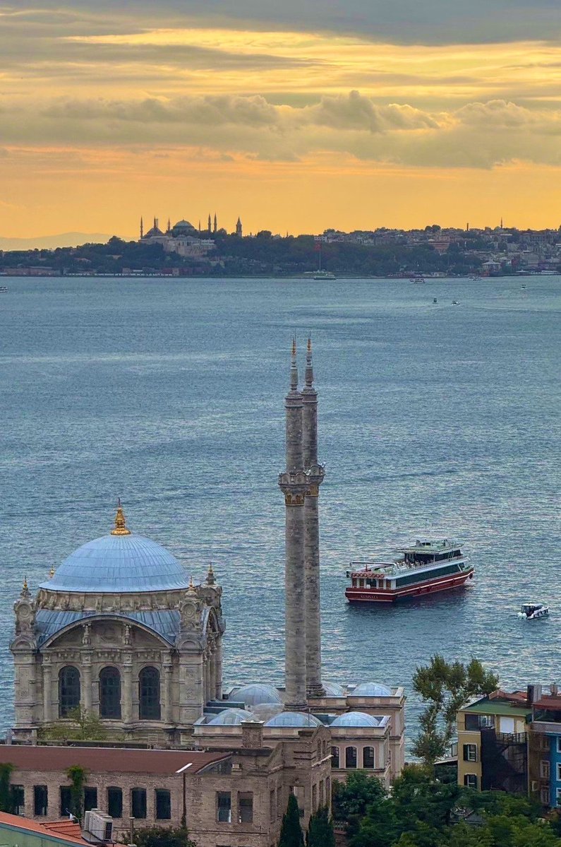 mahfiyyennn's tweet photo. filtresiz İstanbul. https://t.co/rOrnQCgWkE