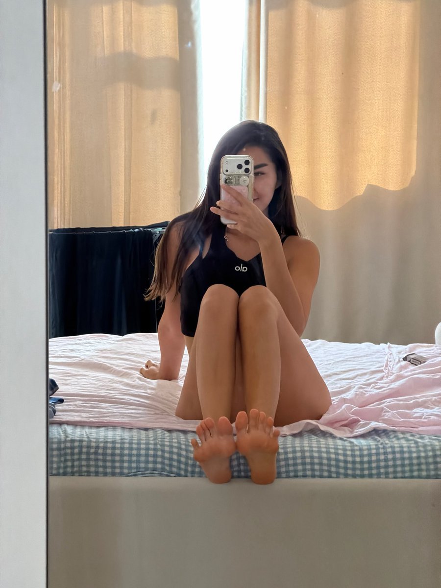 omgitsBrattyNia's tweet photo. Ready to get humiliated by mommy tonight sissy

Approach now 

Findom femdom paypig https://t.co/p0ghxkZhmZ