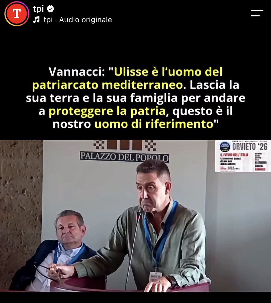 ZagDavide's tweet photo. Assumere Ulisse come "uomo di riferimento" perché "lascia la sua terra e la sua famiglia per andare a proteggere la patria", come si legge nelle dichiarazioni riportate è un capolavoro di revisionismo mitologico.  

Nella vera epica omerica, Ulisse si finse letteralmente pazzo – mettendosi ad arare la sabbia e seminarvi del sale – proprio pur di non partire per la guerra e non dover lasciare la sua famiglia. Inoltre, la guerra di Troia non era affatto una missione per "proteggere la patria", ma una spedizione punitiva oltremare scatenata dalle corna del re di Sparta, Menelao. 

Per completare il ritratto di questo eroe del "patriarcato mediterraneo", nei vent'anni in cui è stato lontano da casa, Ulisse si è intrattenuto ampiamente con la maga Circe e la ninfa Calipso, mentre Penelope doveva gestire da sola un regno invaso dai Proci che le prosciugavano le dispense.  

Se l'intento era esaltare il senso del dovere patriottico e familiare, scegliere il re di Itaca è un autogol omerico da vera standing ovation. Fenomeni ne abbiamo davvero 🤣🤣

https://t.co/XNrcjFzofm