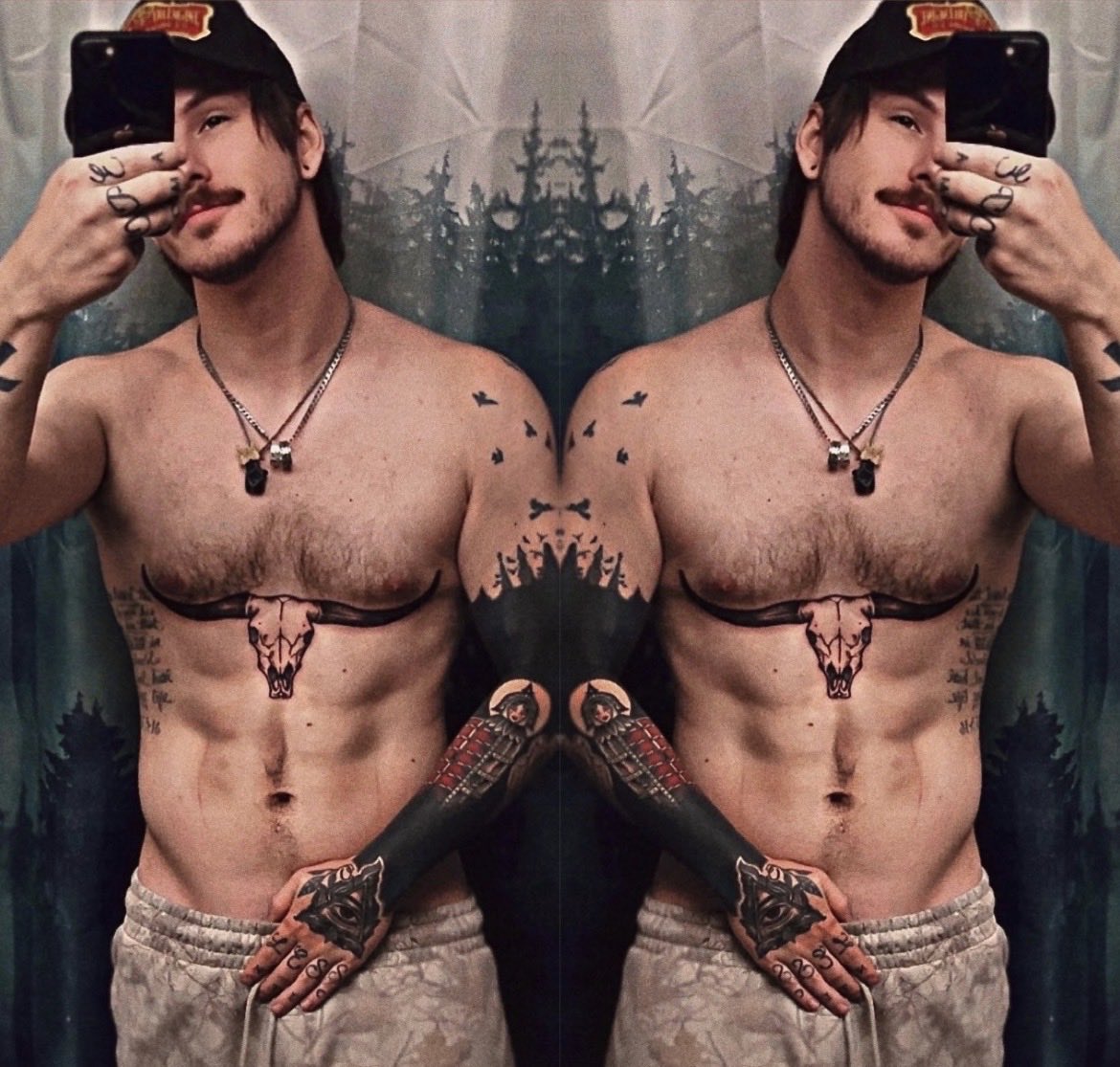 bleedsvodka's tweet photo. Could you take every inch? 👀 #bwc #thickdick #hung https://t.co/GJlxB3ElBj