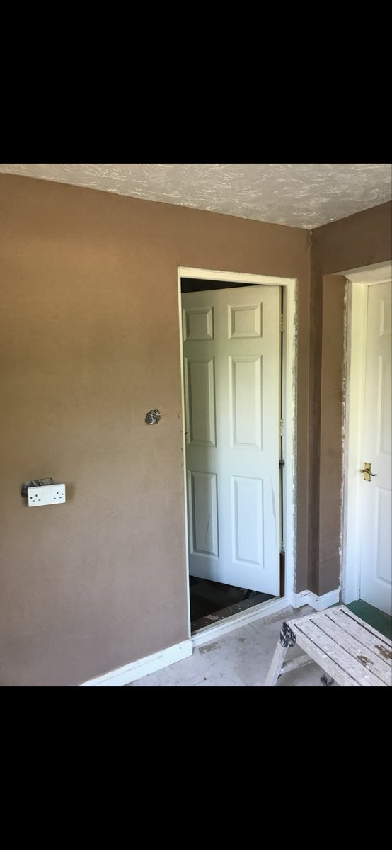 AAidanager's tweet photo. Utility room wall all plastered up and ready for some paint. #plastering #plasterer #qualified #quality #leicestershire #tradesman #property #maintenance #renovations #Birmingham #utility #room #project #alwaysaspreadahead #team #radio1 #project #happycustomer #pro #saturday 👊 https://t.co/f3UpVg8qpP
