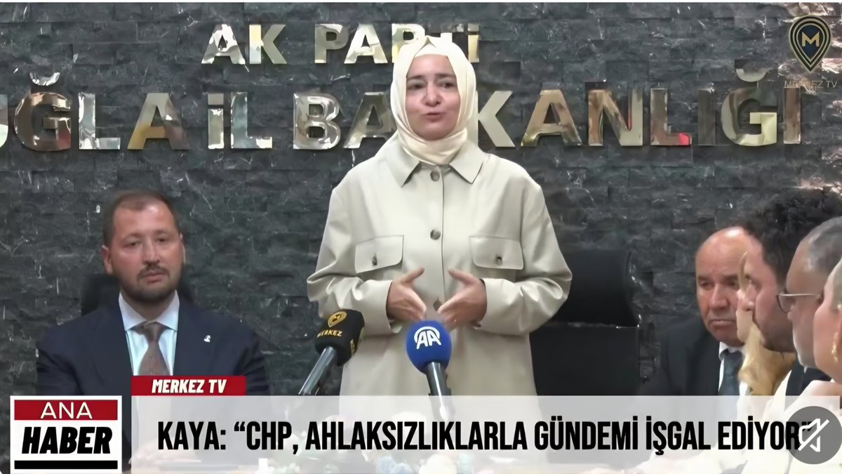 EmreSirin1982's tweet photo. O bir yatırım gurusu, o bir AKıllı yatırımcı, o bir piyasa dahisi!

Nisan'da en dipten aldı, Eylül'de en tepeden sattı, sonra piyasa çakıldı. 

Bunu ancak bir dahi yapabilir...
Fatma Betül Sayan! https://t.co/wr1d4jePSe