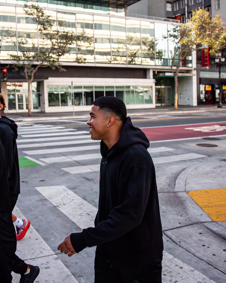 PHXRisingFC's tweet photo. Scenes from Oakland 📸

#RisingAsOne | #AwayDays Driven by @Carvana https://t.co/UfszUXASSK