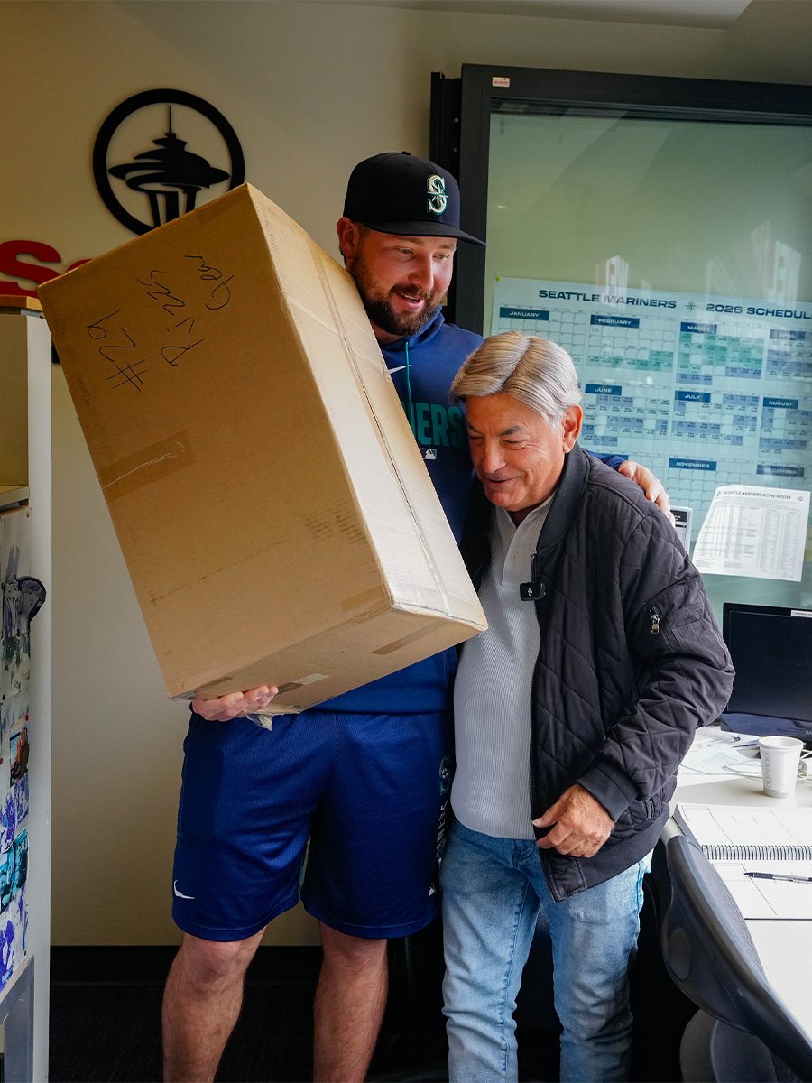 Mariners's tweet photo. A special tribute for Rick 🥹

Cal designed special catcher’s gear to honor Rick Rizzs for his final weekend in the radio booth. #FarewellRick https://t.co/prZaOEAnNo