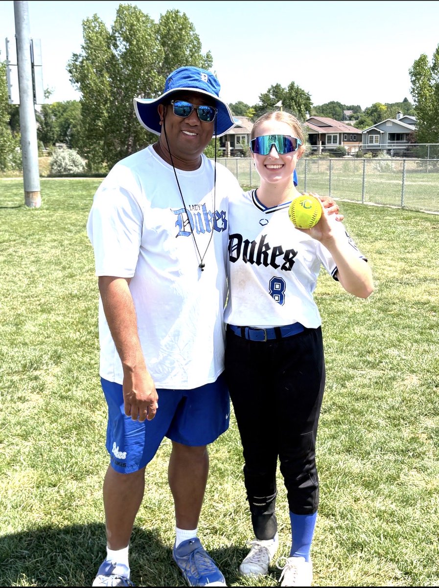 RowanSmith2029's tweet photo. Thank you to my Lady Dukes coaches Jeff, Lisa, Tim, Jessica and Bryce! During National Coaches Week, I thought about how much you’ve trained and supported me these past two years. I appreciate everything you do. Thank you for always believing in me! #bluemagic #ladydukessoftball https://t.co/7okt0c2Xw1