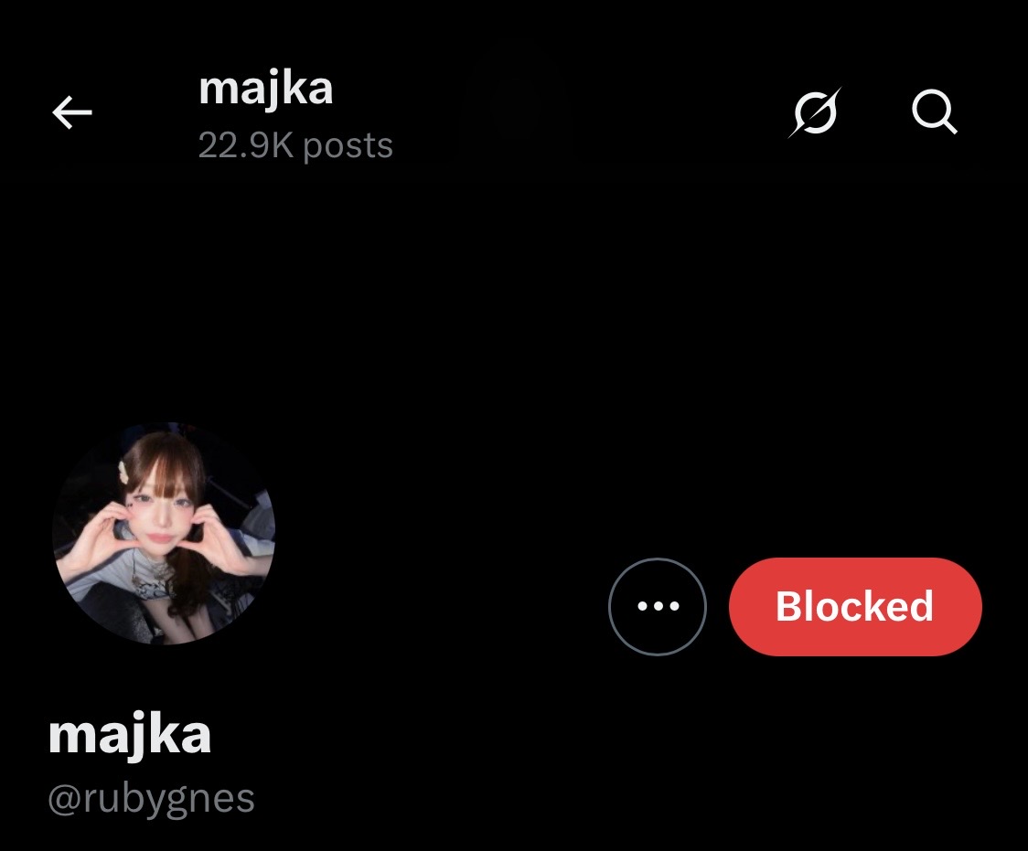 DunkProtect's tweet photo. šØReport And BlockšØ
ā¢Spreading insults and hate posts about our artist unprovoked
ā¢Hate and Insults
https://t.co/0Tp1zTJl8s
Report Multiple Times Under:
⢠Hate and Harrassment
⢠Spam
š«NO ENGAGEMENTš«
#PROTECTDUNK https://t.co/nYYH14PqTa