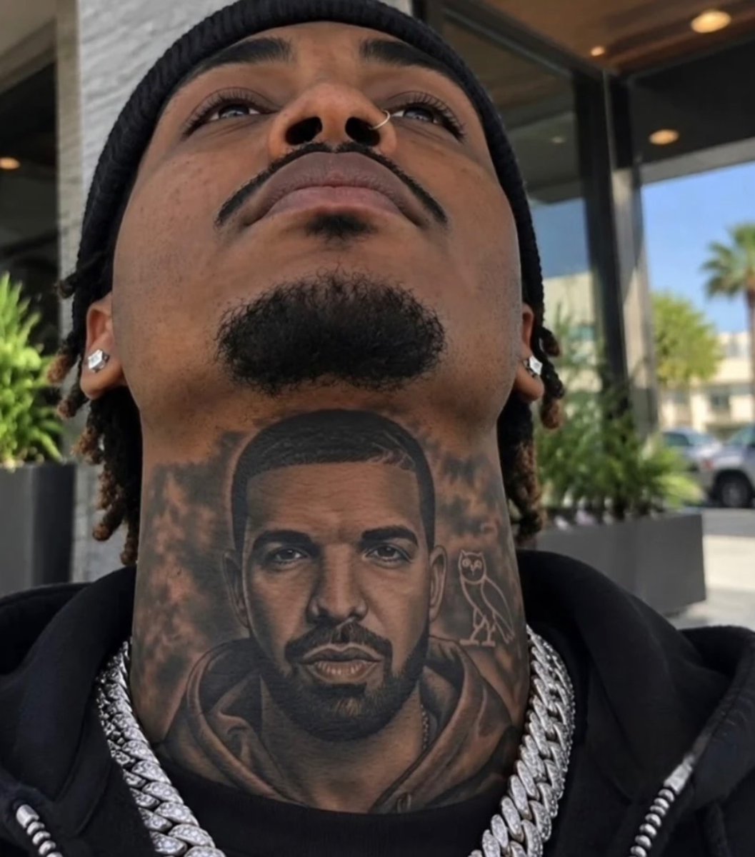 cryptorunnerup's tweet photo. Finally. A non clownable neck tatt 💯 https://t.co/gtjr4hQKHh