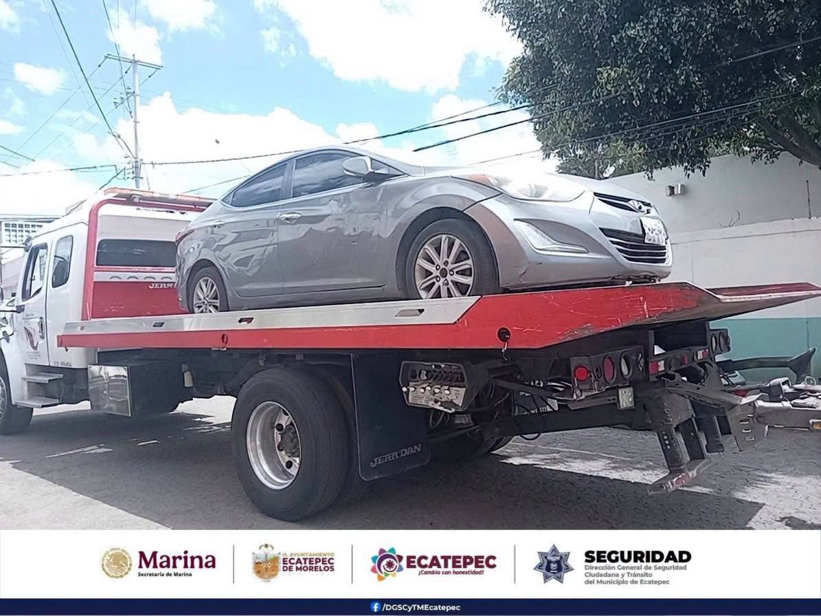 SeguridadEcatep's tweet photo. 𝗥𝗲𝘁𝗶𝗿𝗮𝗺𝗼𝘀 𝘃𝗲𝗵í𝗰𝘂𝗹𝗼𝘀 𝗰𝗵𝗮𝘁𝗮𝗿𝗿𝗮 𝗽𝗮𝗿𝗮 𝗹𝗶𝗯𝗲𝗿𝗮𝗿 𝗹𝗮 𝘃í𝗮 𝗽ú𝗯𝗹𝗶𝗰𝗮 | 𝗦𝗲𝗰𝘁𝗼𝗿 𝟭𝟯
Lee la nota completa aquí:🔗https://t.co/V5DiZk0IWY

#EcatepecCambioQueSeSiente #ElCambioSeSiente #AzucenaCumple #Ecatepec #PolicíaDeEcatepec https://t.co/dOxpPA5Fe7