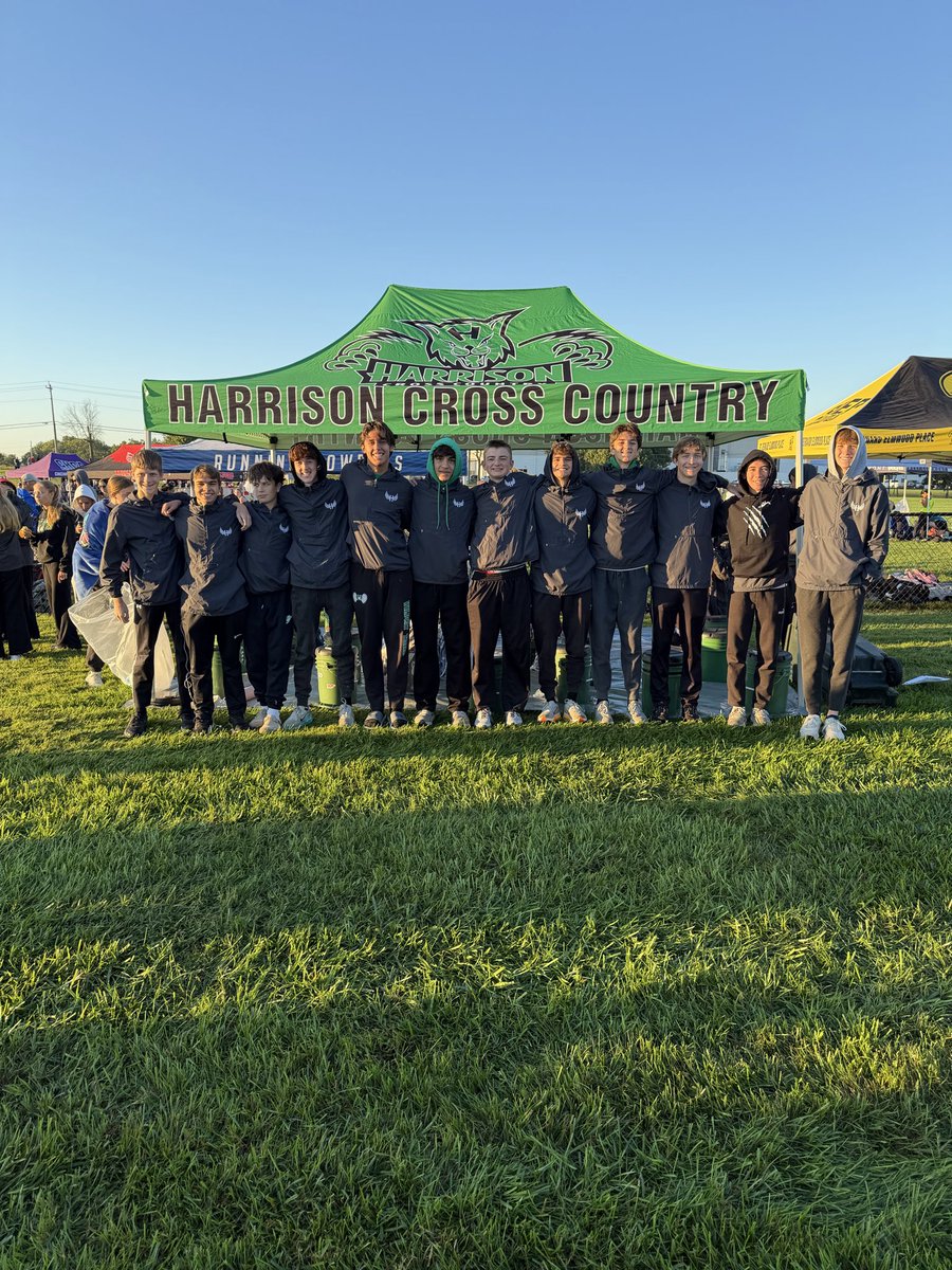 HarrisonHSCC's tweet photo. Congratulations to the boys' XC team as they showed up strong at the Princeton Invitational, earning a medal and FIVE PR's! #ThinkBig

Mason Barnes 8th place: 17:38.50

PR's
Luke Cruz 18:41.70
Andrew Finley 21:58.10
Gage Krise 22:18.3
John Martini 20:15.80
Ryan Shank 21:45.70 https://t.co/XJPK5SFkSg
