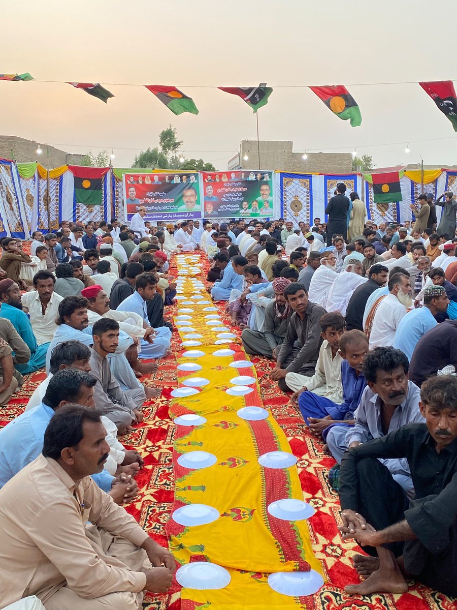 NEWS_BILAWAL's tweet photo. Sinjhoro, Sanghar: 
PPP Remembered Hyder Khan Laghari late ex PSF Sindh senior vice president loyalist of Bhuttoism on his death anniversary. MPA Ali Hassan Hingorjo, Javed Nayab Laghari, MPA Shahid thahim, Jahangir Juenjo &amp; others PPP officials attended event. https://t.co/cdgNBjdFJT