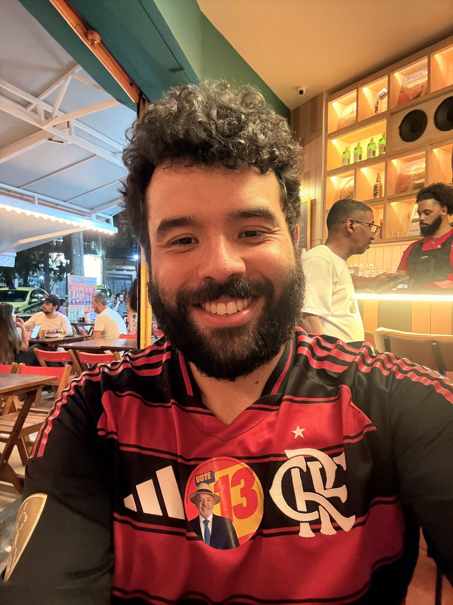 odanmoraess's tweet photo. FLAMENGUISTAS COM LULA CONTRA AS BETS! 

Flamengo não depende de bet pra nada https://t.co/6mhZWfhp7X