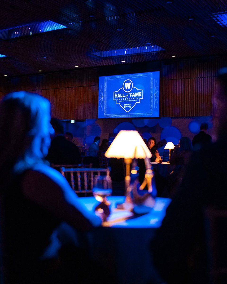 Wpg_BlueBombers's tweet photo. An evening in great company ๐ค
#ForTheW | Johnston Group Inc https://t.co/6ho86x4wZG