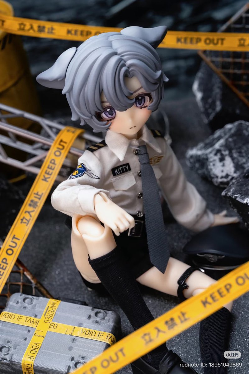 abyssjelly_shop's tweet photo. 🪼ご予約商品のご案内🪼
　
MiraiDolls（未境霓偶）の男の子ドール
『箱入りファーリー』シリーズから
吊下ドール【空少】が登場致します✨
 
販売開始に先立ち、取り扱いページを
ショップにて先行公開いたしました。
　
初回購入限定価格＆メーカー特典付き🧸
【9/28(月) 12:00】から予約開始です！
　
#ブラインドドール
#BJD