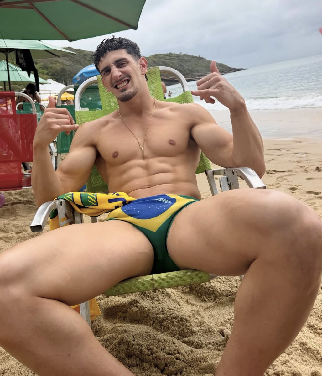 Alexciaga's tweet photo. ¿Un cuerpo así les parece atractivo? https://t.co/SJl51u0zYR