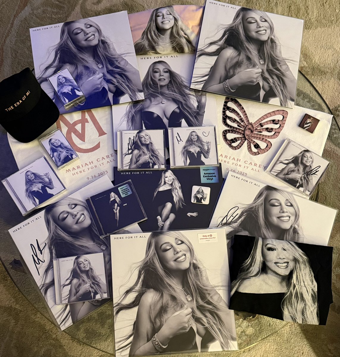 Melisamarella's tweet photo. @MariahCarey Happy Anniversary🤍🤍🤍🤍🤍🤍 https://t.co/gjeozadEGk