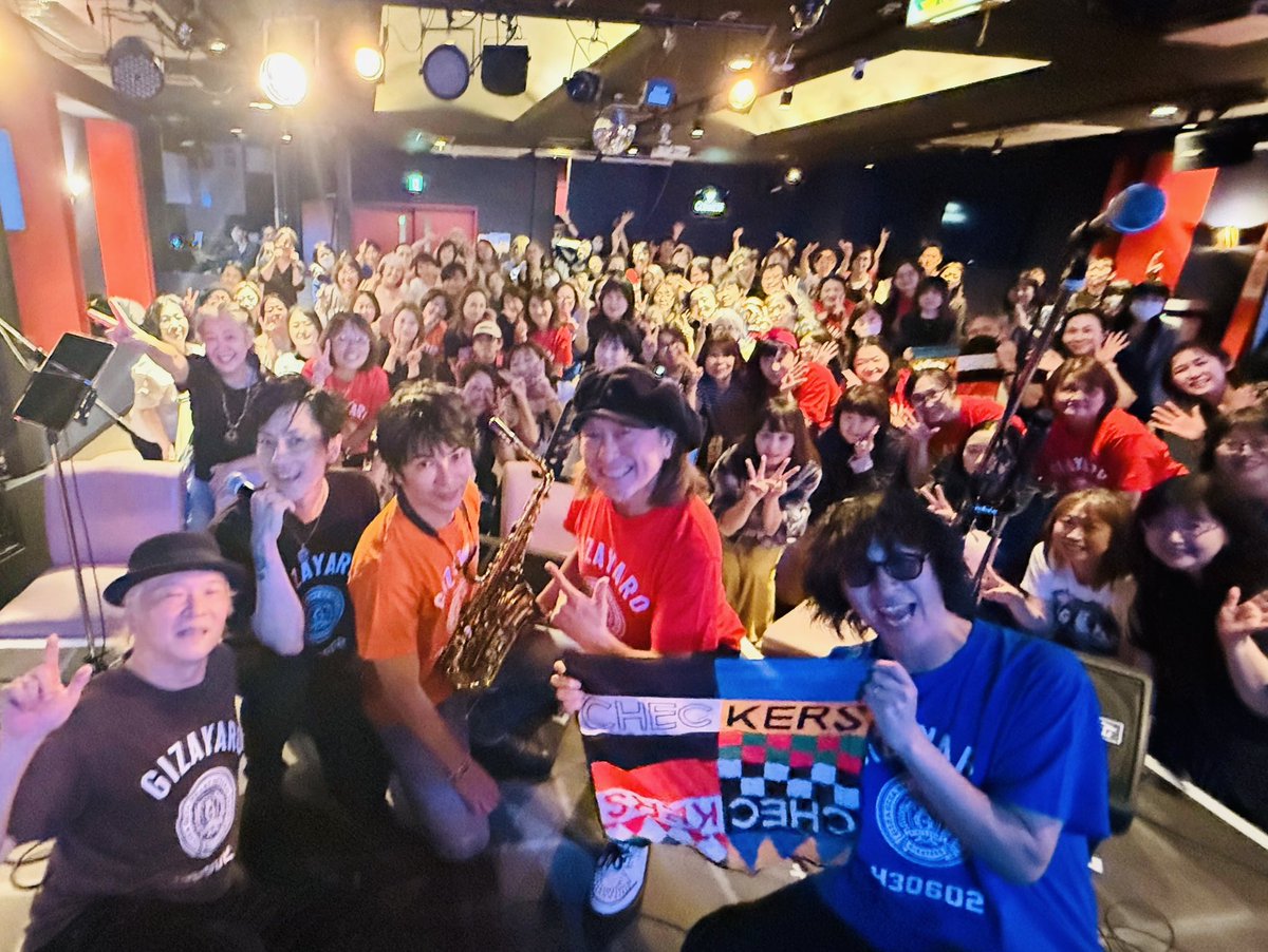 wataruxxx_kanou's tweet photo. 俺はなんて幸せ者だろう…
1日目の札幌ギザ野郎最高でした！
(身体の色々な所にアザが出来てるw  なんでだろ？w)

今日も故郷の札幌でギザ野郎が有るなんて
あーーー　幸せ……

２日目参加される皆様お待ちしてます！
さぁ今日も爆発するぜーっ！！ https://t.co/I4EqdWZwzJ