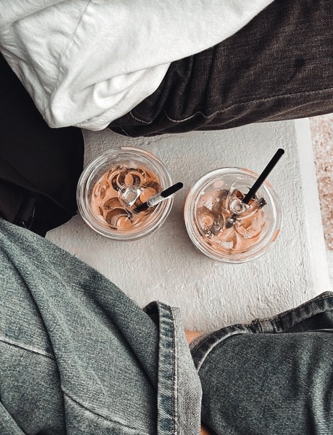 sapphirays's tweet photo. 𝗙𝗜𝗟𝗘 𝗗𝗔𝗧𝗘: 09-27-26
𝗟𝗢𝗖𝗔𝗧𝗜𝗢𝗡: Willow's Nook

Me, Whiskers, and 1 out of 2 of today's free staff drink. My head's still throbbing from last Friday. I'm never gonna live that down again. #SayNoToDrinking 🫩 https://t.co/LM981l0KAe