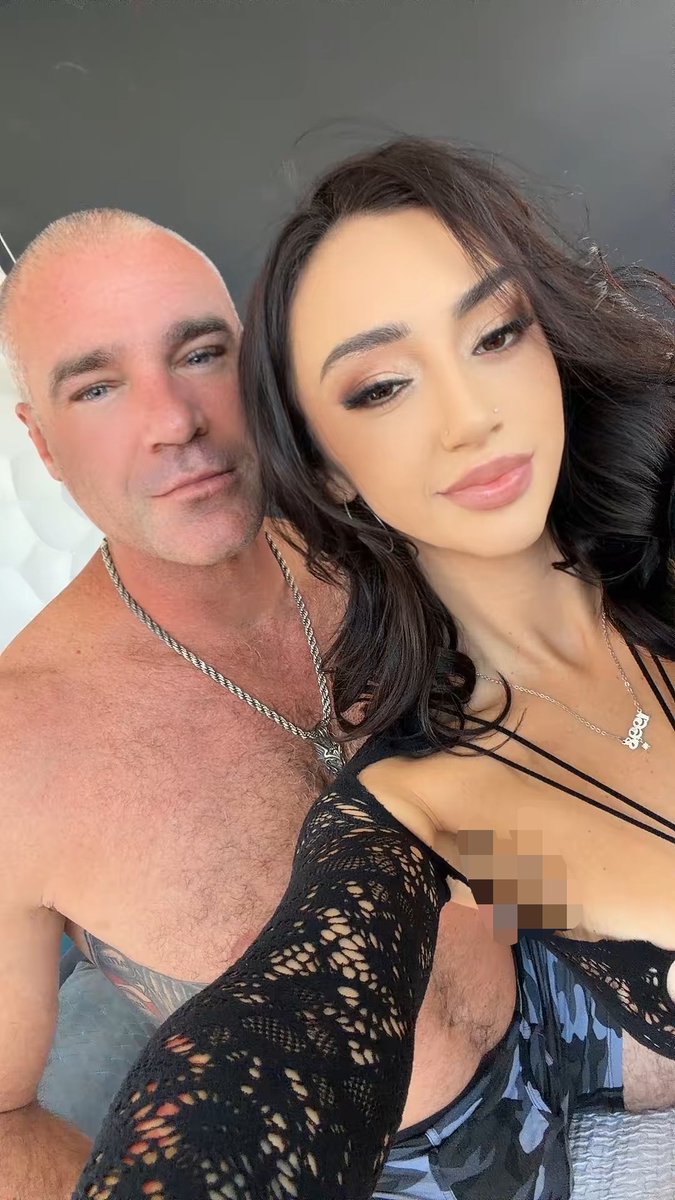 Lilyjordanxx's tweet photo. He’s handsome @mrstudshit 😌❤️‍🔥 https://t.co/R4lfvXtLhU