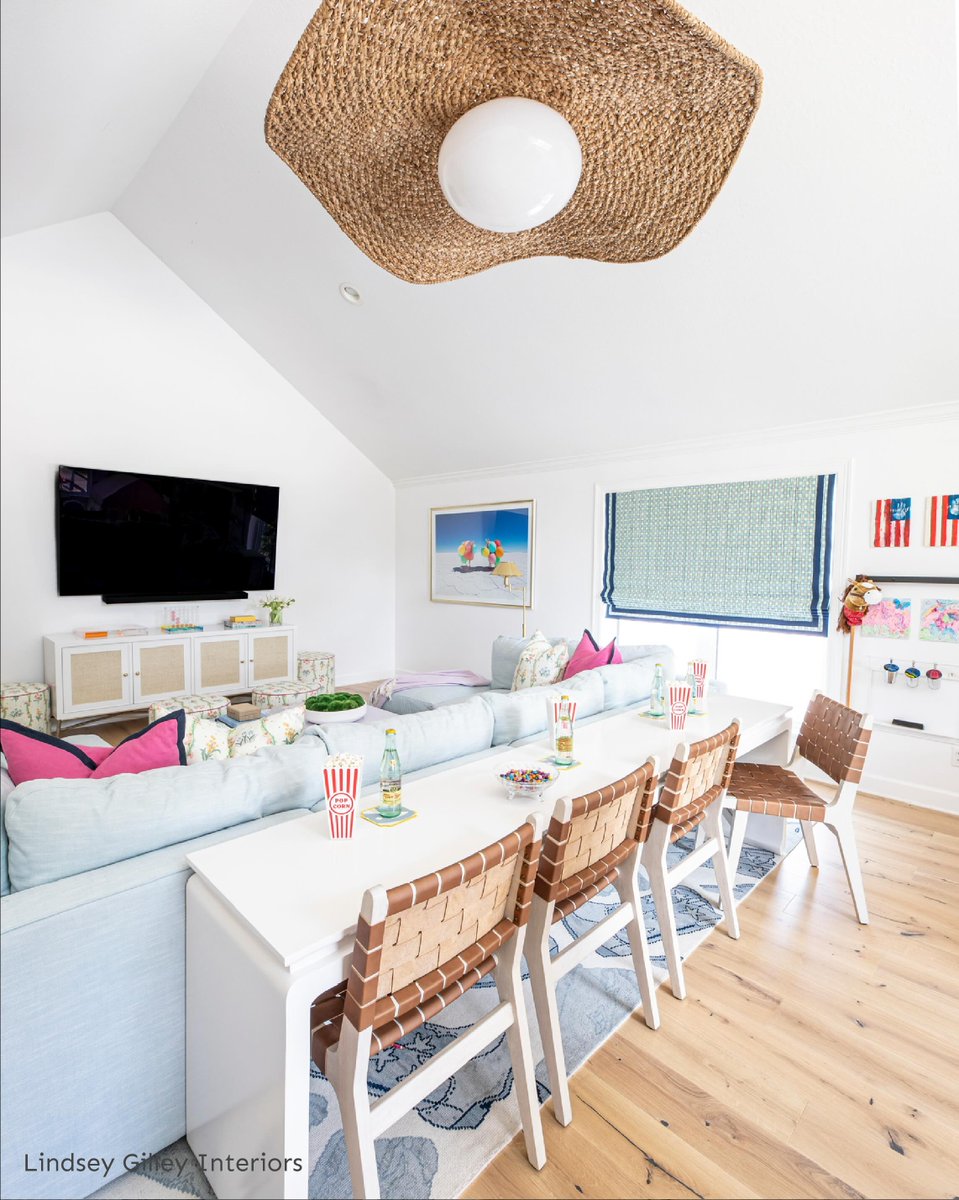ShonaZerr's tweet photo. Summer hosting rule: good snacks, cold drinks, and a rug that says “Howdy” before you even open the door. https://t.co/EUfzANBc2K