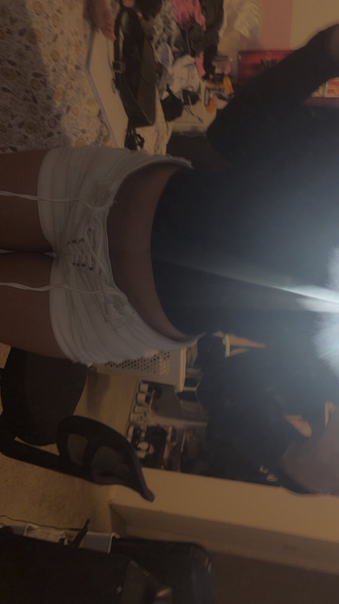 lvrcmryn's tweet photo. hiii 🙈 who’s looking to be drained? #buyingcontent #nsfw #nsfwtwt #findom https://t.co/iRIdBsq0Av