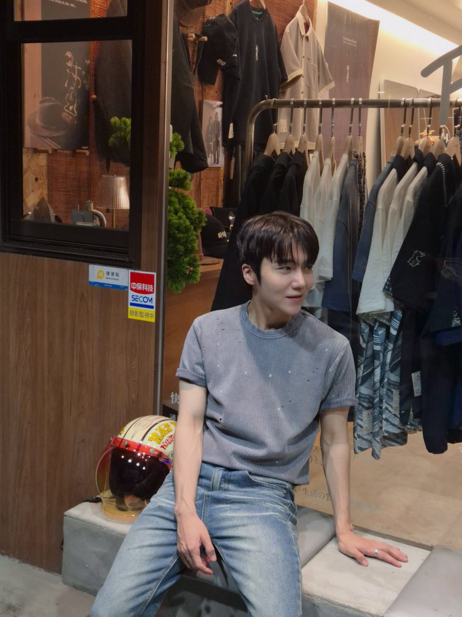 DearUniverse04's tweet photo. SO HANDSOME ๐ญ๐
#์กฐ์งํธ #JOJINHO #์งํธ #JINHO
#ํํ๊ณค #PENTAGON #ํฌ๋ ์ฆ #CREZL https://t.co/nUT21A30jx