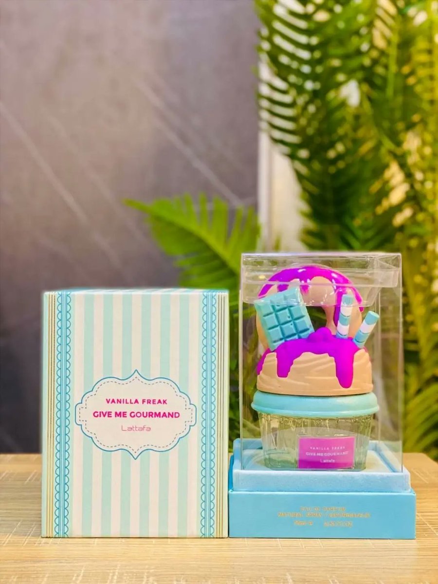 DotMoskozf's tweet photo. A newly released oriental gourmand vanilla fragrance for women, launched in 2025 as part of the Give Me Gourmand collection. It offers a sweet, warm scent reminiscent of freshly baked desserts, with a rich, velvety composition. Top note: fresh https://t.co/z4N8G1aRky