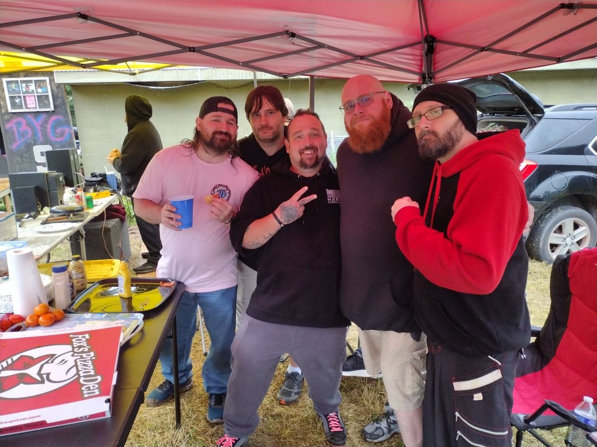 EricEngel's tweet photo. I first met and then joined the LWF via the Backyard Wrestling Link in 2001, and here we are 25 years later!

(It rained a lot, but we still had a damn good time!)
#BYG9 #BYWLink #LWFRuls https://t.co/UGddNeTV9k
