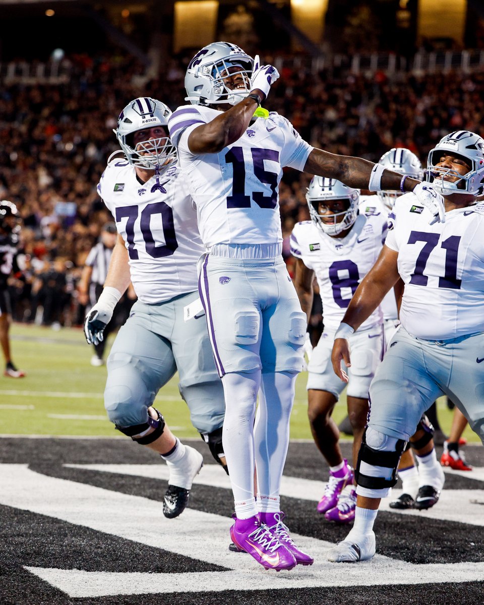KStateFB's tweet photo. First one in ๐ฃโช๏ธ for @DerrickSalleyj1 https://t.co/LwraYJuOrb