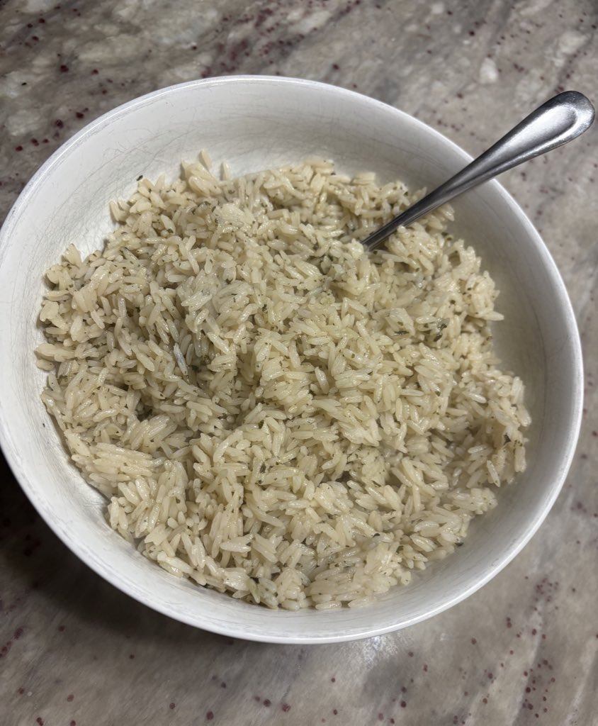 DeanTTraining's tweet photo. Subbing ground beef &amp; rice for ground beef &amp; potatoes is the dieting hack many don’t know they DESPERATELY need

Rice is awesome but potatoes provide MAX satiety benefits

IYKYK https://t.co/fBwqFgGI2d