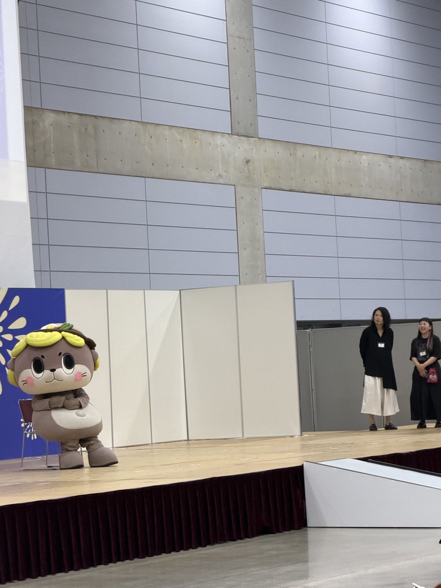 kym0096's tweet photo. しまねっこちゃんにも会えました
久しぶりのいーにゃん
なぜかひとりで座っていたシュールなしんじょうくん
＃しまねっこまつり2026 https://t.co/xF5v6w9VxH