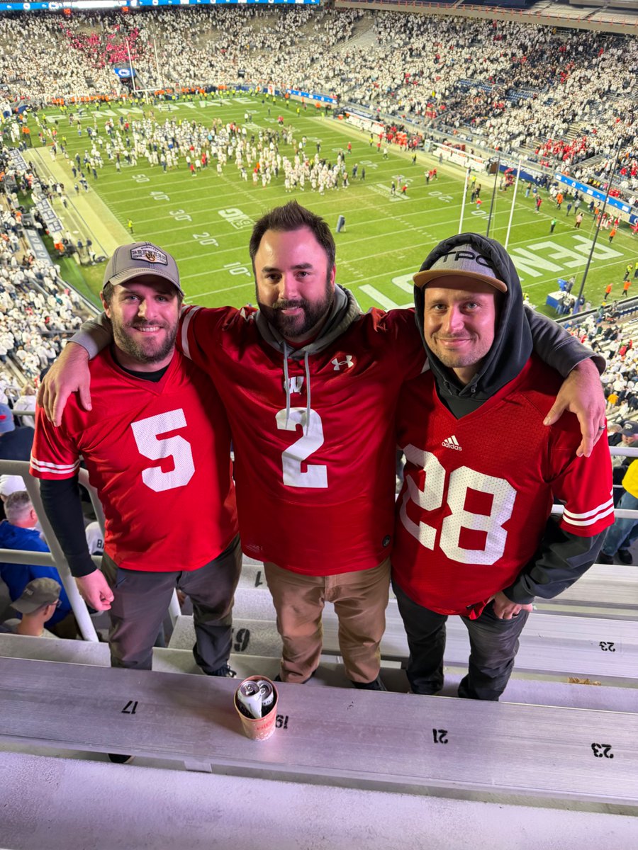 J_Badger16's tweet photo. @wisconsinsane Stole that one! Let’s go!!!! https://t.co/7aCtUsJi8c