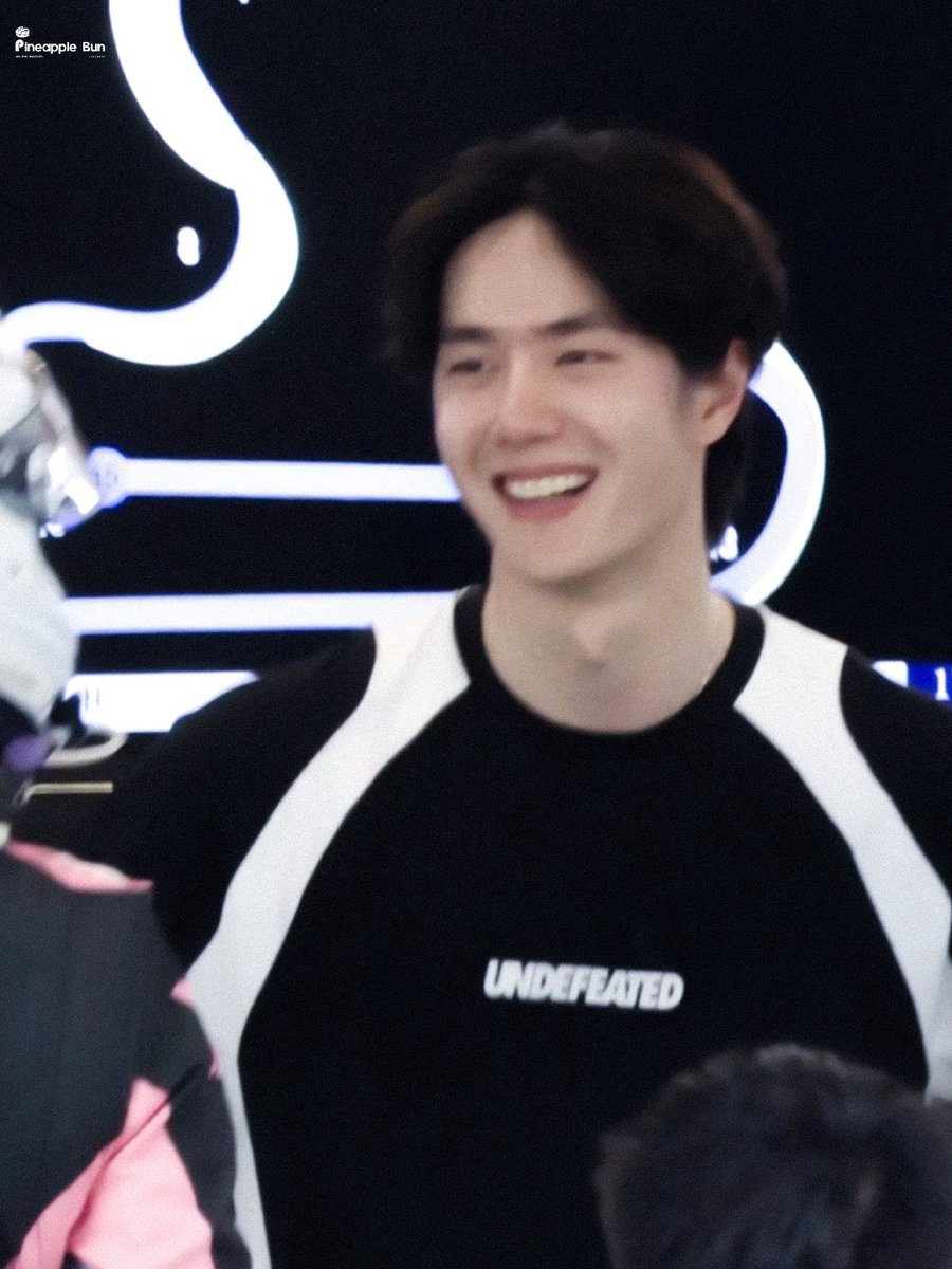 wxyzybxz's tweet photo. wang yibo big smile 😁

cr 椰芙菠萝包·YIBO https://t.co/z4bkIzi4P8