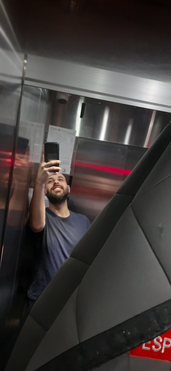 Fonta_'s tweet photo. Eu e os jogos que me moldaram https://t.co/buRXFsYcQC