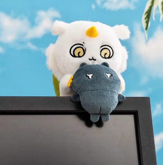 k42wKKihKBGTvXv's tweet photo. ちいかわ デスクトップから見守るひっかけぬいぐるみ（あのこ）

https://t.co/wsTrjlEsWk

ちいかわ デスクトップから見守るひっかけぬいぐるみ（メロンパン持ちモモンガ）

https://t.co/qkqMq6j0nC

ちいかわ デスクトップから見守るひっかけぬいぐるみ（ハーッ・・・くりまんじゅう）

https://t.co/rmZgquQoE1

ちいかわ デスクトップから見守るひっかけぬいぐるみ（ちいかわ＆カブトムシ）

https://t.co/nwog4NwLKK
