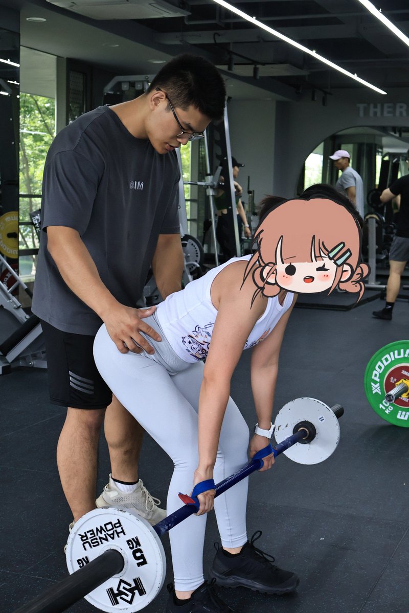 gyong__gyong's tweet photo. [Chaos at the gym! Coach Stele just tried to teach me a new move, but I kept tripping over the mat. I’m definitely not winning any awards this week  #FitnessFail]， https://t.co/Gd1C26bJub