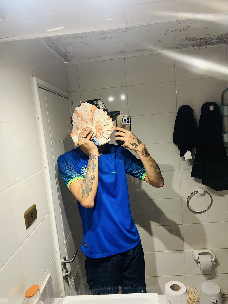 Benjitavvs37's tweet photo. 🎰😅 #37 https://t.co/A999cEHj8D