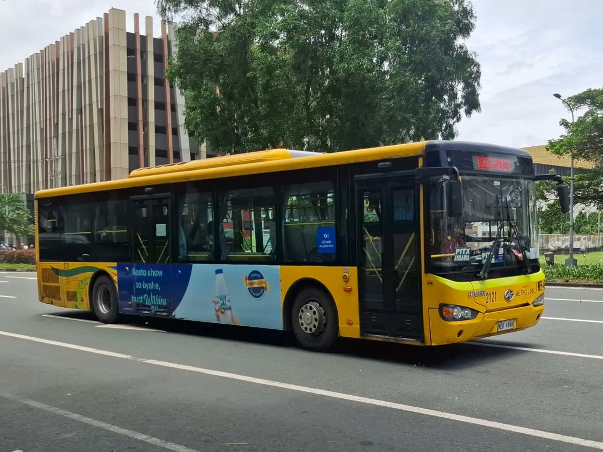JarredFrutlwp's tweet photo. Baclaran Metrolink 2121 
Higer KLQ6129G Low Entry 
Current Route: Route 1 EDSA Carousel 
Date Taken: August 16, 2026 https://t.co/oCWTKXbuAG