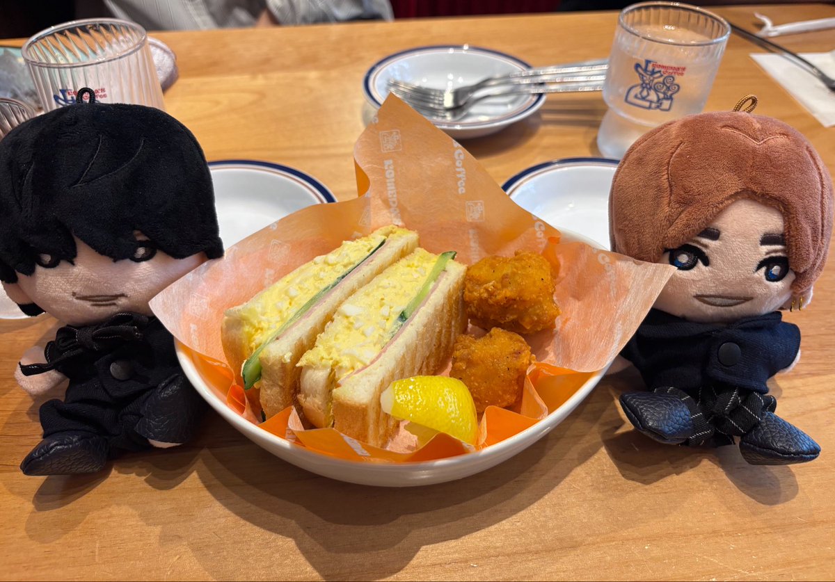 chi_a_st2's tweet photo. 私シルバーウィーク10連休だったんですね、普段社畜なもので出来てなかったあれもこれもできるわ~なんて思ってたんですけど今日もう最終日なんですって。
おどろいています。
私が出来たことといえばVIVANTを一気見するってことくらいです。まじか〜 https://t.co/ck3vpB0sxj
