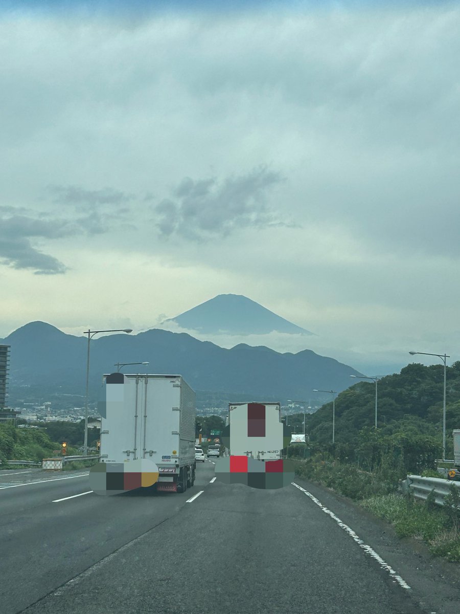 JP0420__'s tweet photo. おはようございます。

本日もご安全に。

良い一日を。✌️ https://t.co/i449j3XkkX