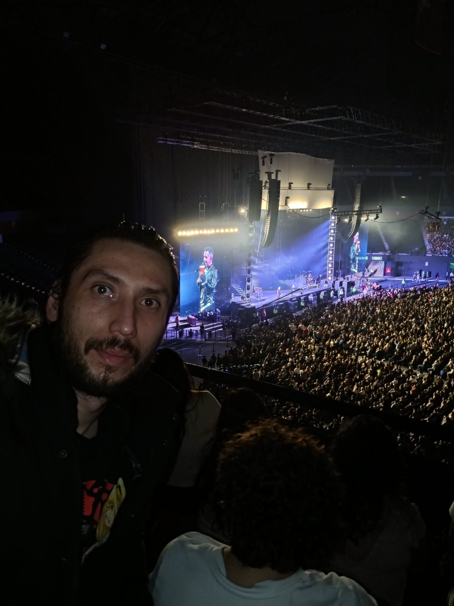 DAlecoziando's tweet photo. Revista Comic (D.A.S)
       VioleziaGedia 
  M     O     E    N      I       A
   Estamos Bien Tour https://t.co/OVEFHoXAsY