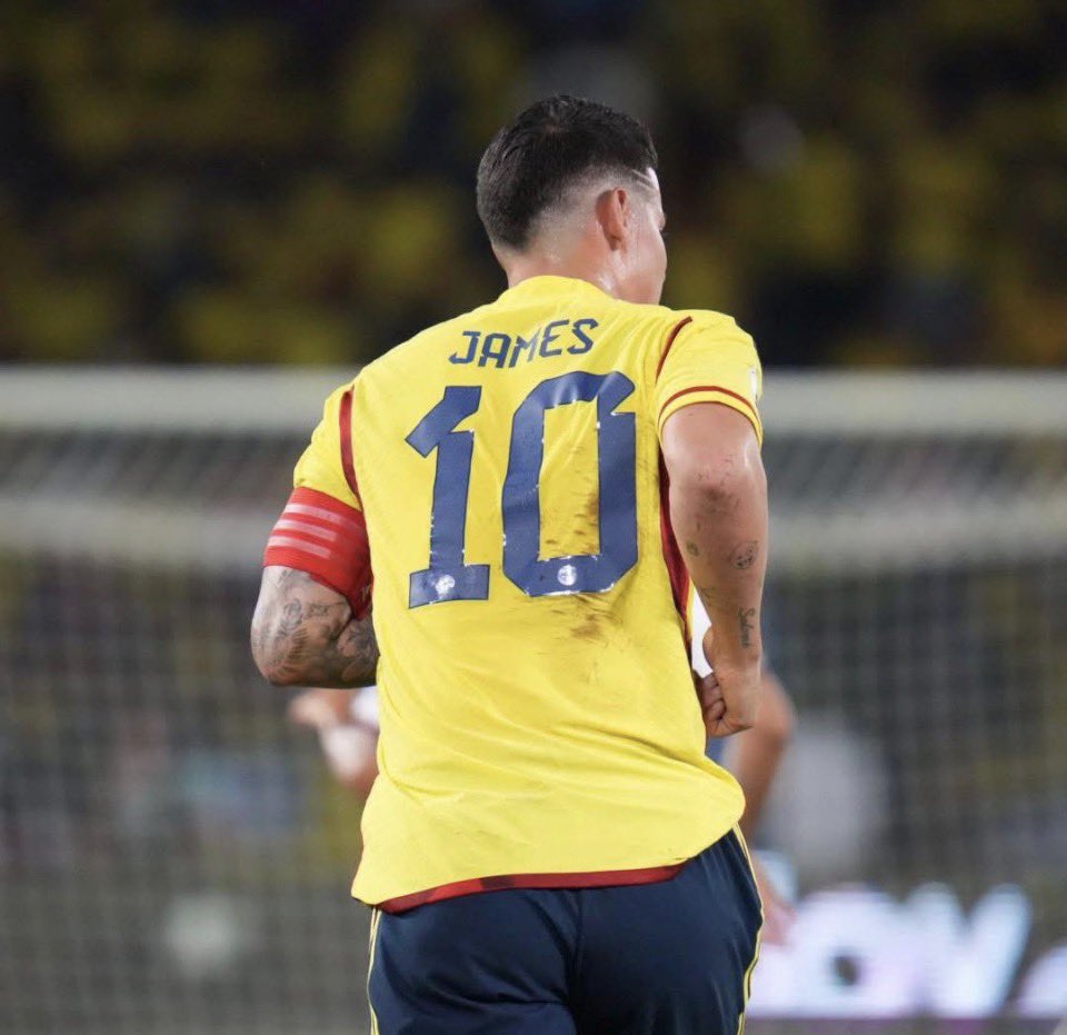 FernanMartinez's tweet photo. Hace mucha falta James, la Seleccion sin él es como una banda de rock sin guitarrista.-

🇨🇴 https://t.co/tHfBVcCEkK