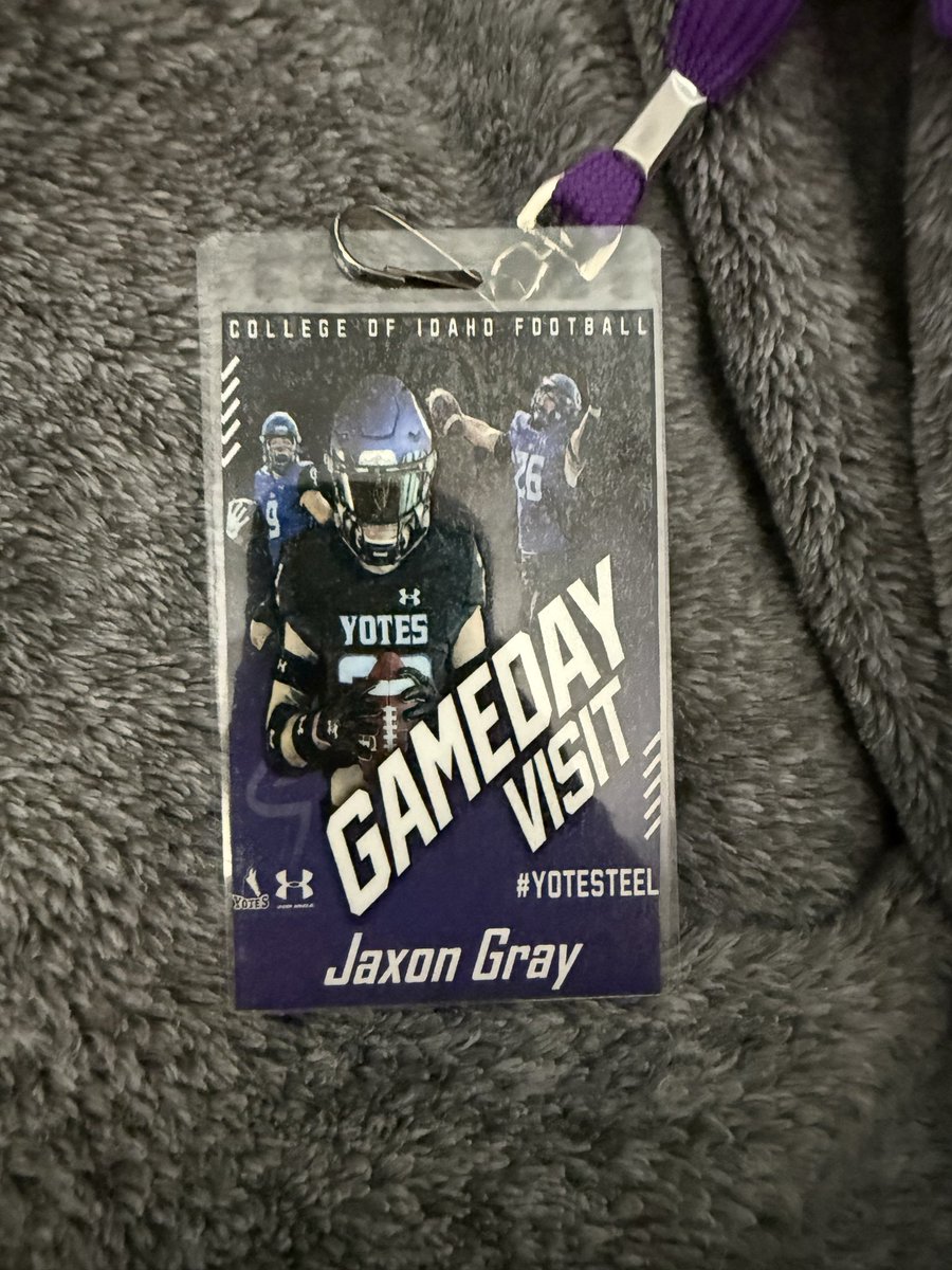Andrew_Gray2027's tweet photo. Thanks @COACHDPACKWOOD and other staff for the game day invite. I had a great time! Go Yotes! https://t.co/S6eB9oD1oU
