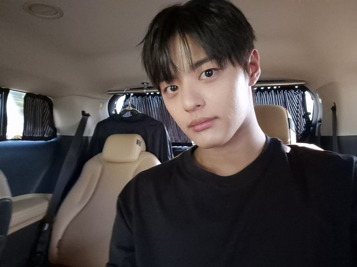 suofavorite's tweet photo. 커욤띠니 https://t.co/NpRvioX4Ic