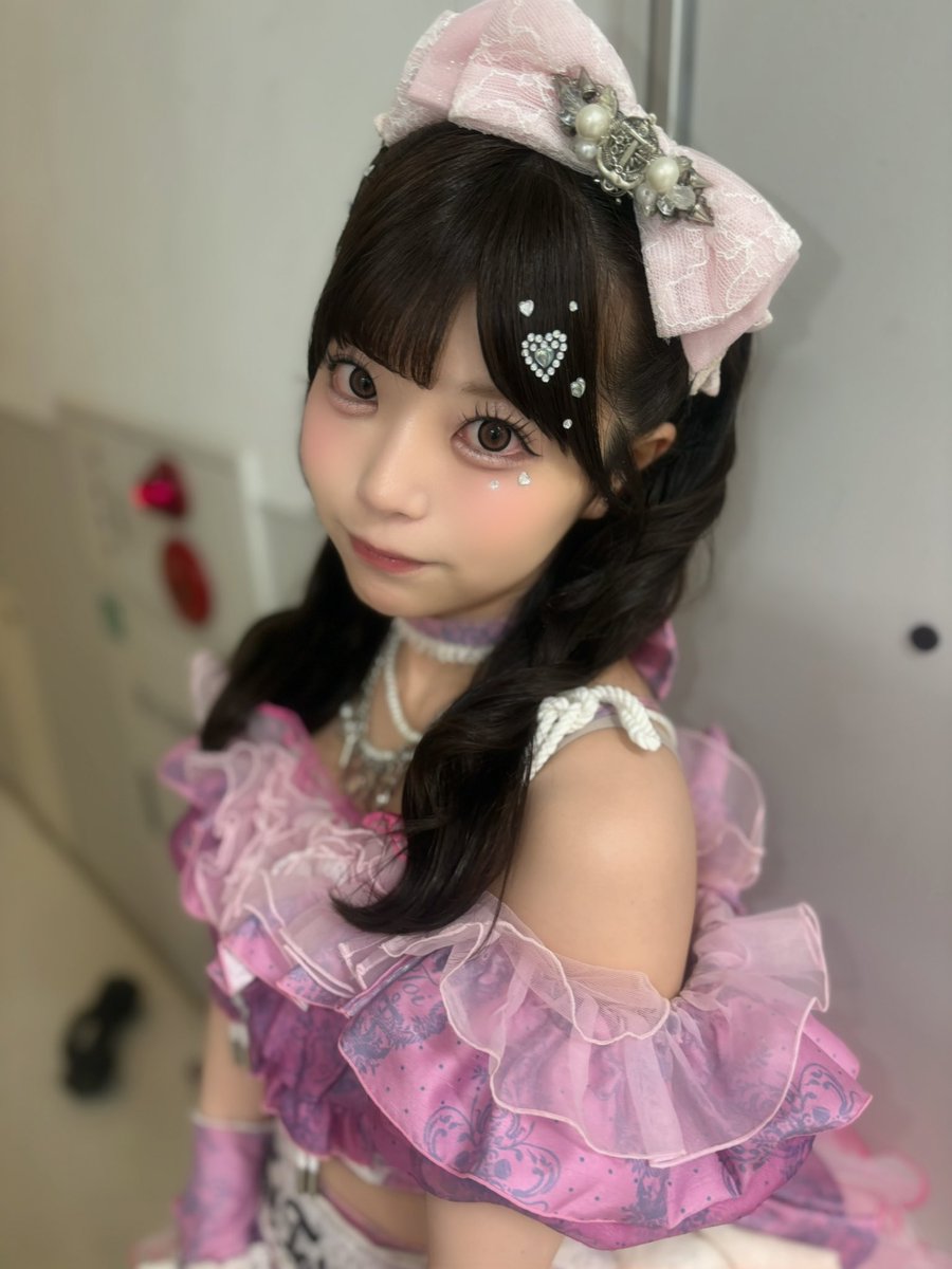momo_ttt0401's tweet photo. 前髪分けてるのとぱっつんどっちがいい？ https://t.co/8ituJWriQF