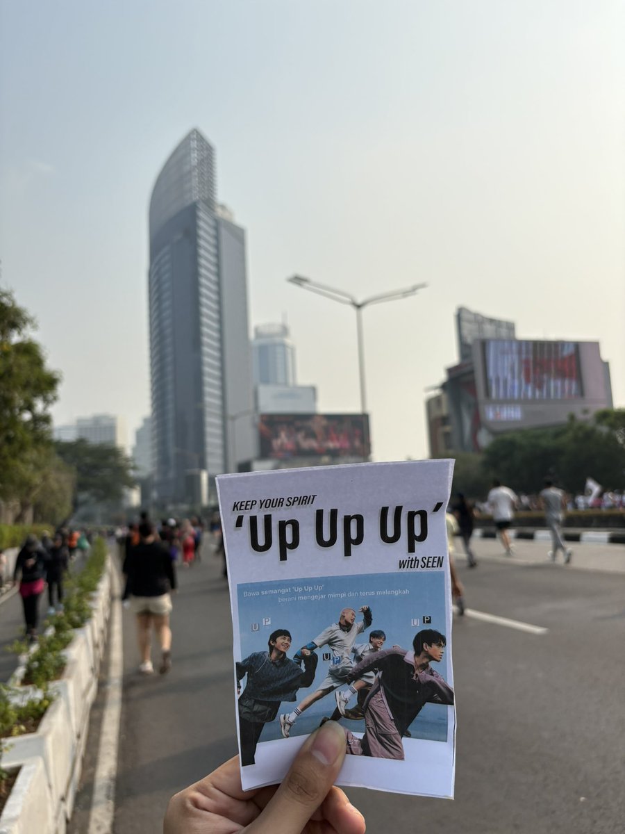 SEENBYSEEN_INA's tweet photo. ✨SEEN AT CFD SUDIRMAN✨

 ⬇️UP UP UP⬇️
https://t.co/h1Hx4UduW4

⬇️MORNING BOY⬇️
https://t.co/jb6NZ8GEbd

#NOEL #ALBIAN #JASON #DANDY
#SEEN #SEEN_MorningBoy #SEEN_UpUpU https://t.co/SGgAWhGRuV