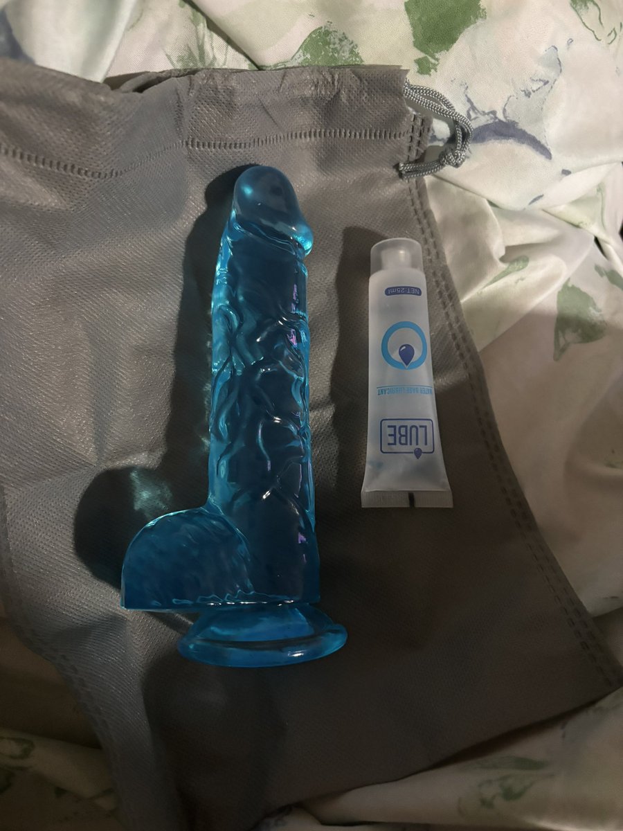 lvubinky's tweet photo. New Toy 💦 Dropping New Content on my only fans Tuesday 💙🤞 https://t.co/YsQv0iqRa6