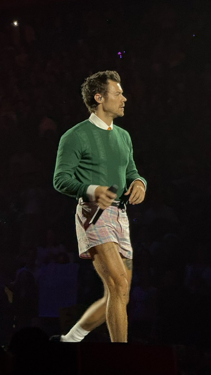 eversinceatlnta's tweet photo. I WILL NEVER GET OVER THIS EVER EVER WVER https://t.co/JqPLSL3Vp6