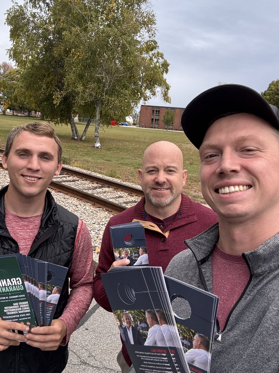 SamFarringtonNH's tweet photo. Knocking doors alongside @DiLorenzo4NH team today. Anthony started his first business right here in Rochester, my hometown.

Are you a Republican and serious about winning? Get out and knock doors! https://t.co/FSpfY9wMsn