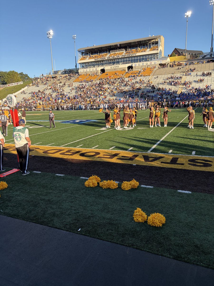 __maurieriley6's tweet photo. Had a great time at @WMU_Football would love to be back!! @tams_charlie @CoachKirkendall @CoachBerry3211 
@JaredLuginbill @Bryan_Ault https://t.co/Ek68cuCFaF