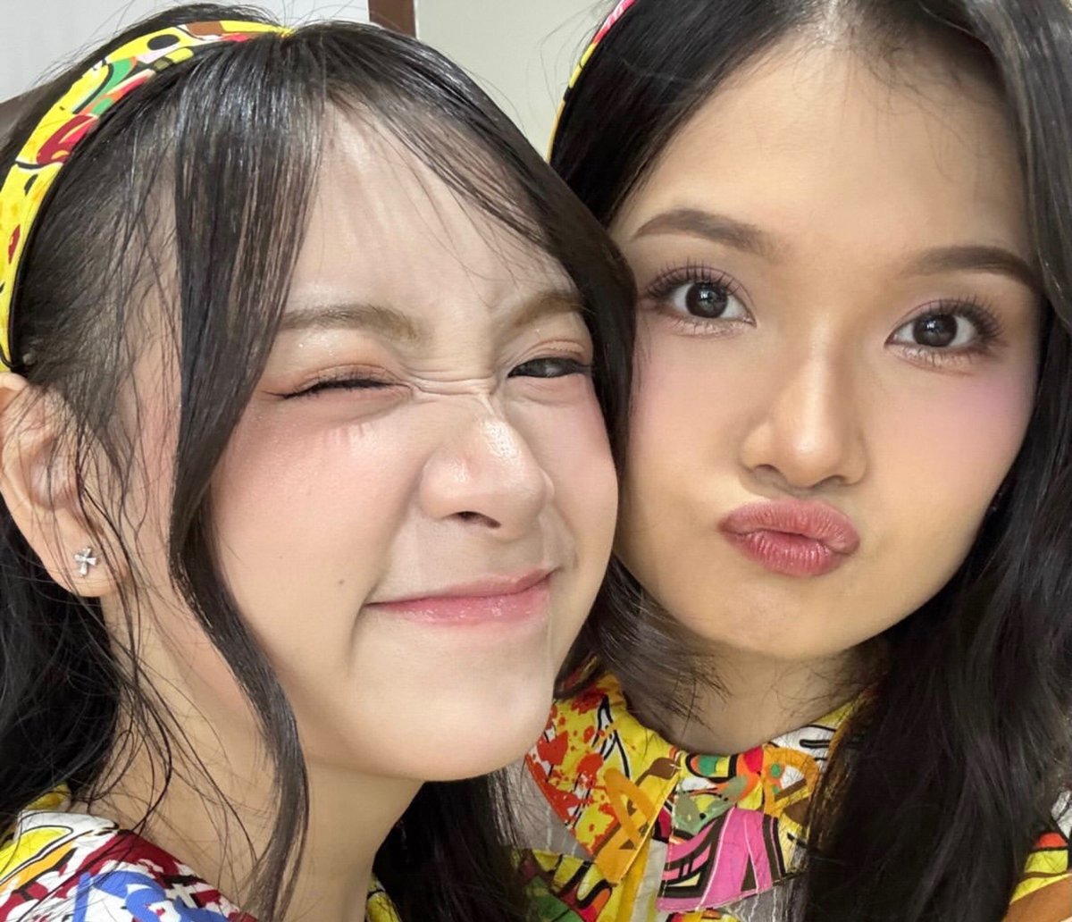Jennywasright's tweet photo. Foto bareng oma ya ini jatohnya? https://t.co/bpfjfESWsx